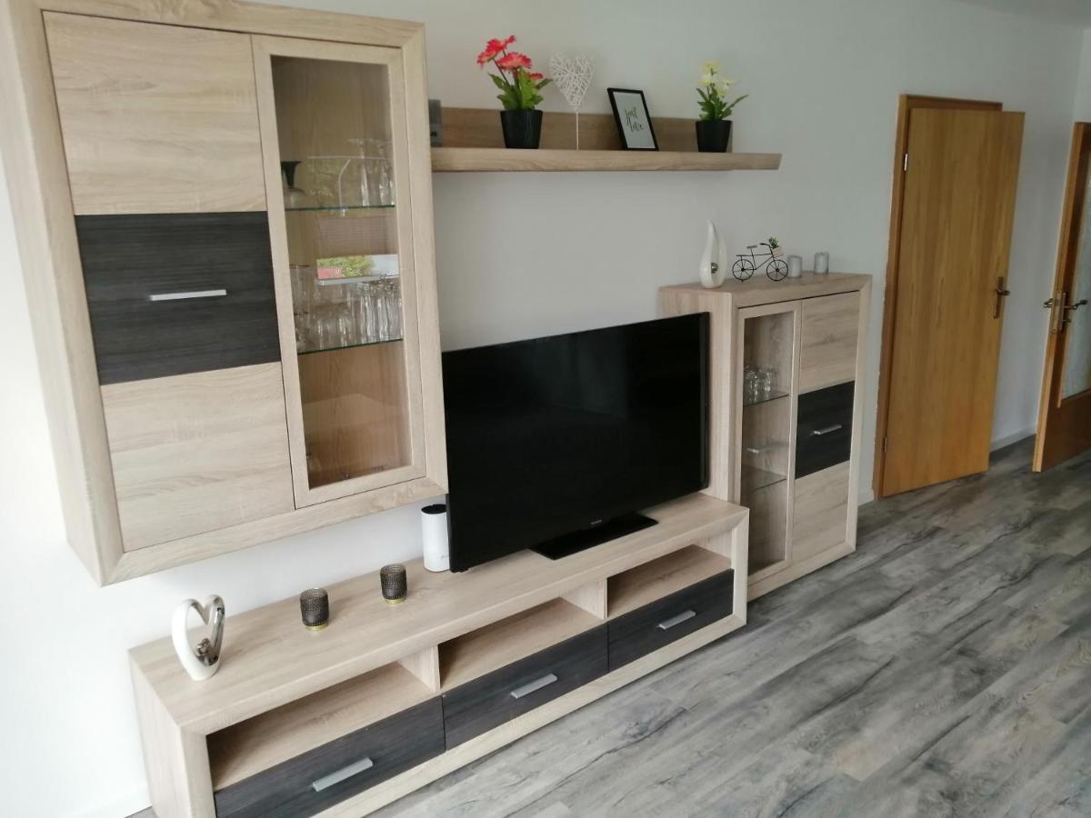 Apartment Am Felsen Zueschen Winterberg Esterno foto